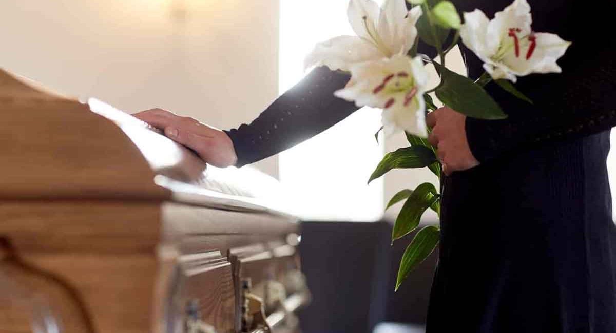 What services do funeral directors in Perth offer?